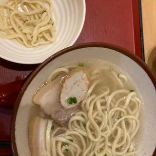 沖縄そば(最強食堂 北谷ハンビー店)