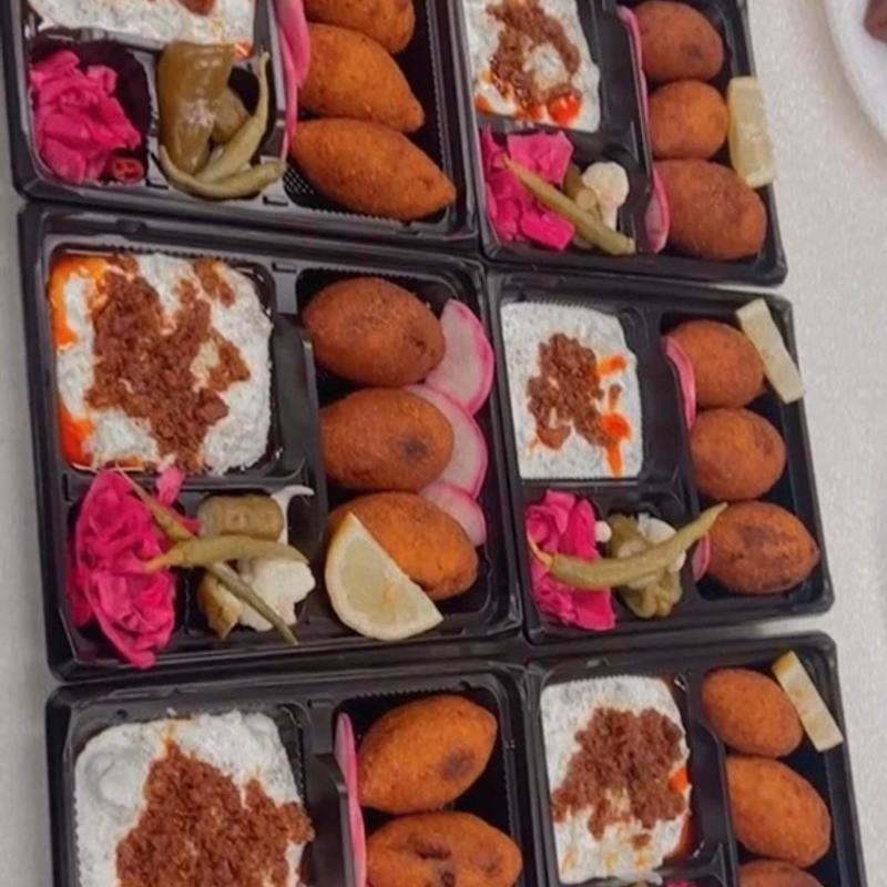 イチリキョフティ、ツルシュ、アリナジック(柳崎３丁目１１−３４)