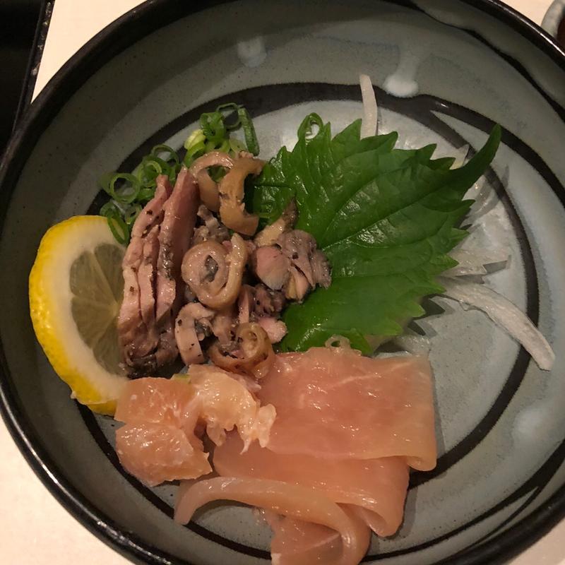 (水たき料亭 博多華味鳥 天神店)