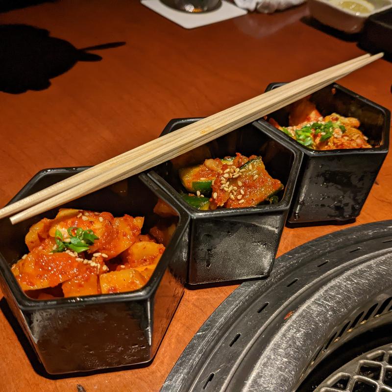 キムチ3種(蕃 YORONIKU)