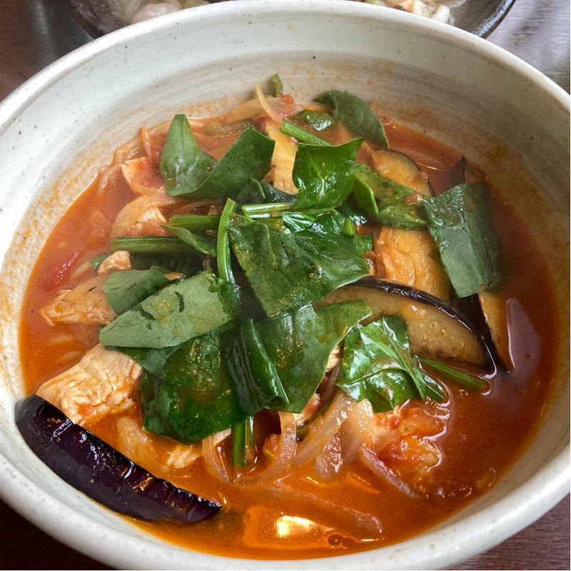 ナスとチキンのスープスパ(RAVENNA)