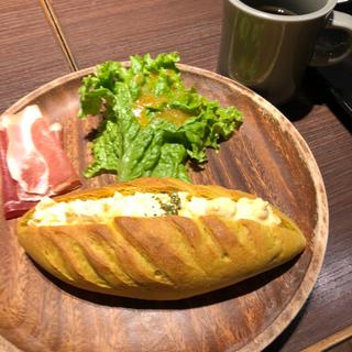 モーニングセット(カルディコーヒーファーム ココネリ練馬北口店)