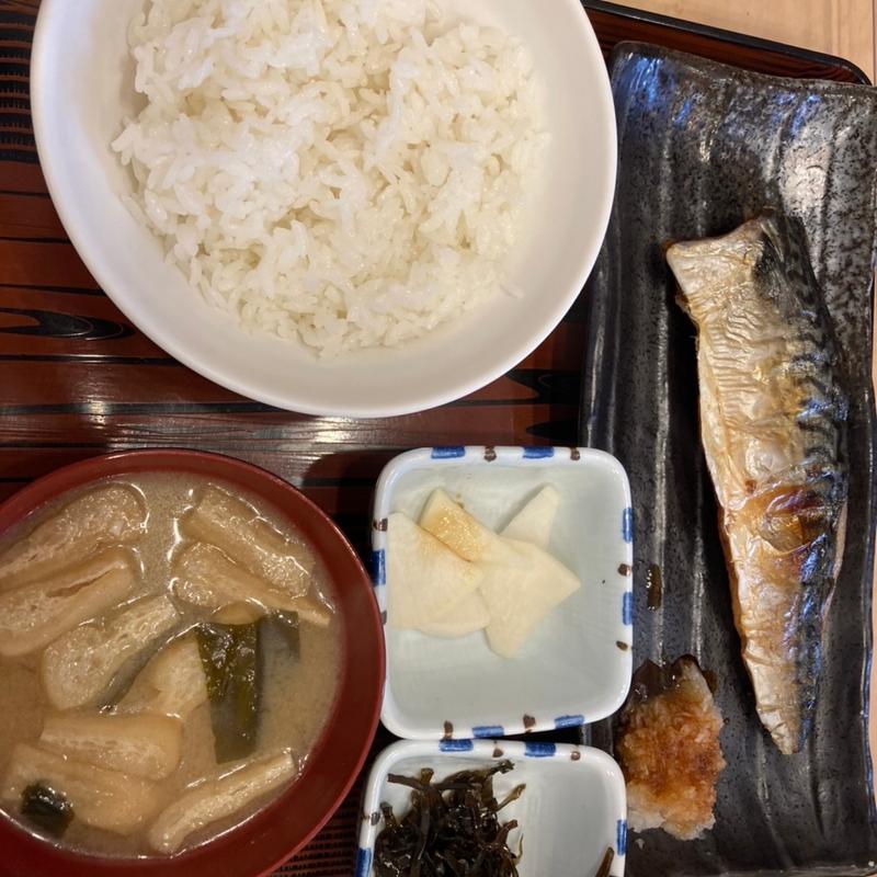 塩サバ焼き定食(イワシ料理 かぶき)