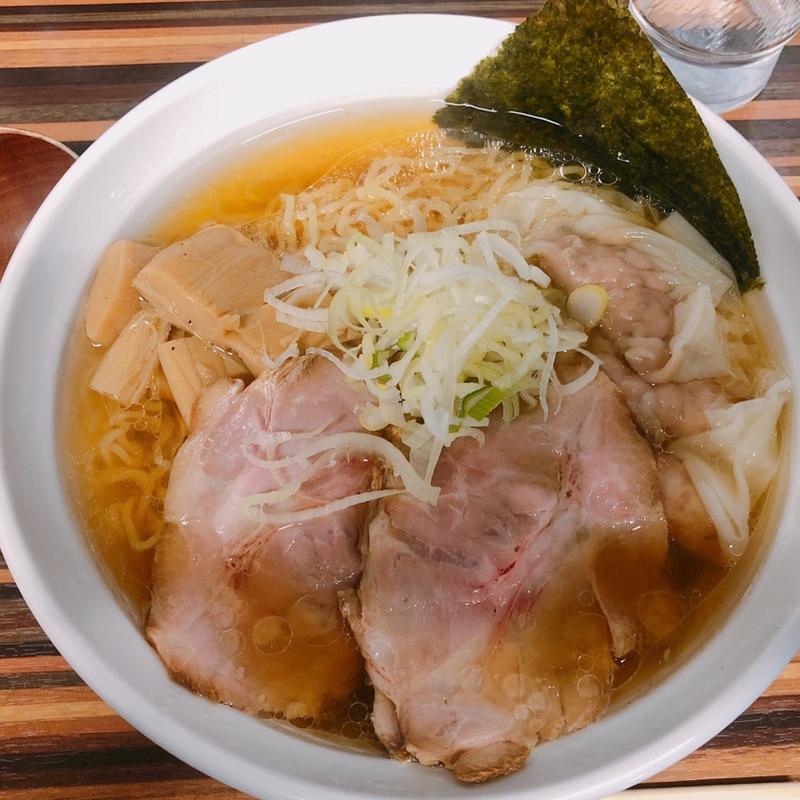 わんたんらぁめん(めん処 倖佳)