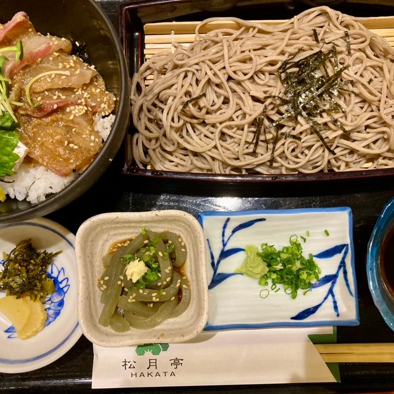 蕎麦とミニ丼セット（鯛漬丼）(海鮮処 松月亭 博多本店)
