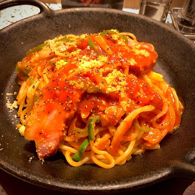 "一枚"ベーコンのナポリタン(スパゲッティバジリコ キュービックプラザ新横浜店 Spaghetti Basilico in Cubicplaza Shin-Yokohama)