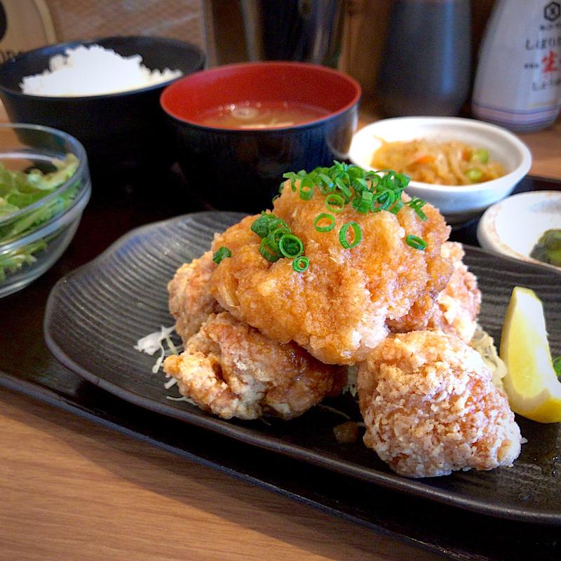 若鶏の唐揚げ定食 おろしポン酢(ゴリラ食堂 五橋)