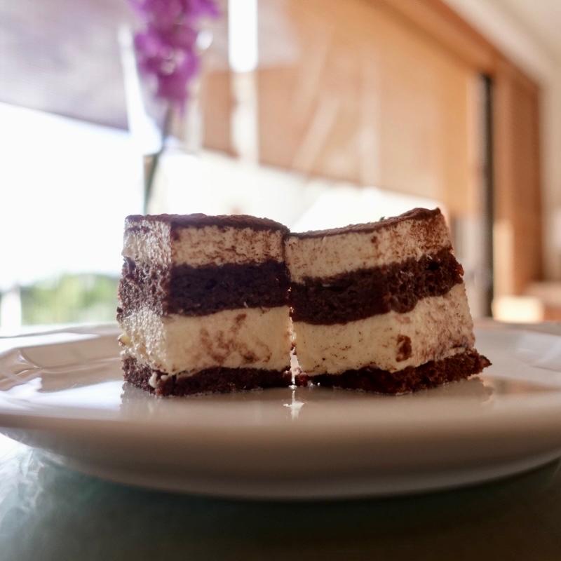 ティラミス(ザ・ブセナテラス（The Busena Terrace）)