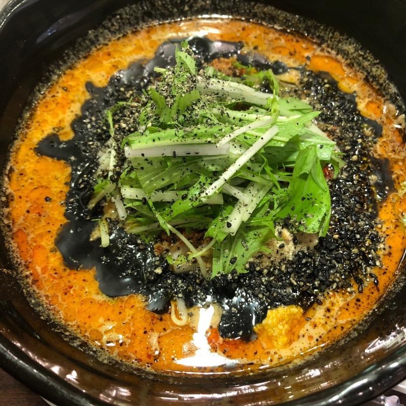 黒担々麺(炎真)