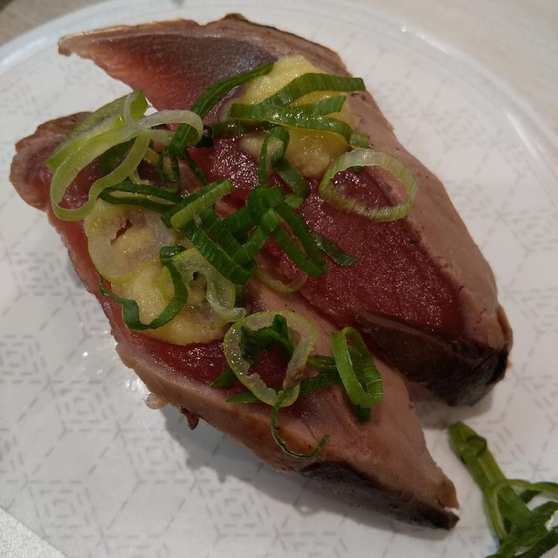 鹿児島県産　藁焼き鰹たたき(はま寿司 蒲田駅南店 )