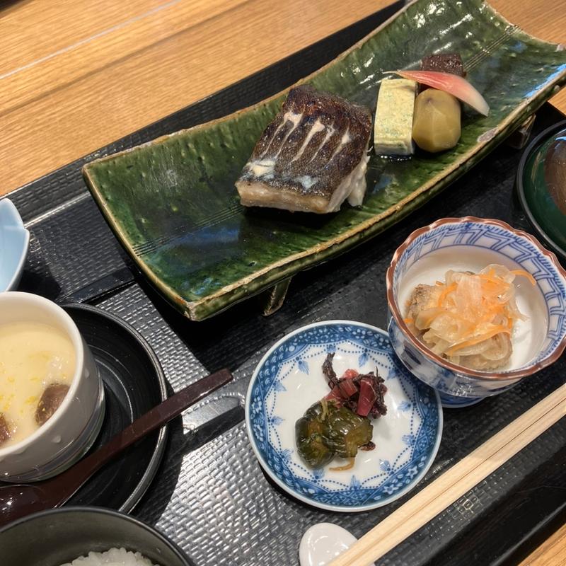 銀鱈酒粕膳(日本盛 酒蔵通り煉瓦館 花さかり （にほんさかり さかぐらとおりれんがかん はなさかり）)