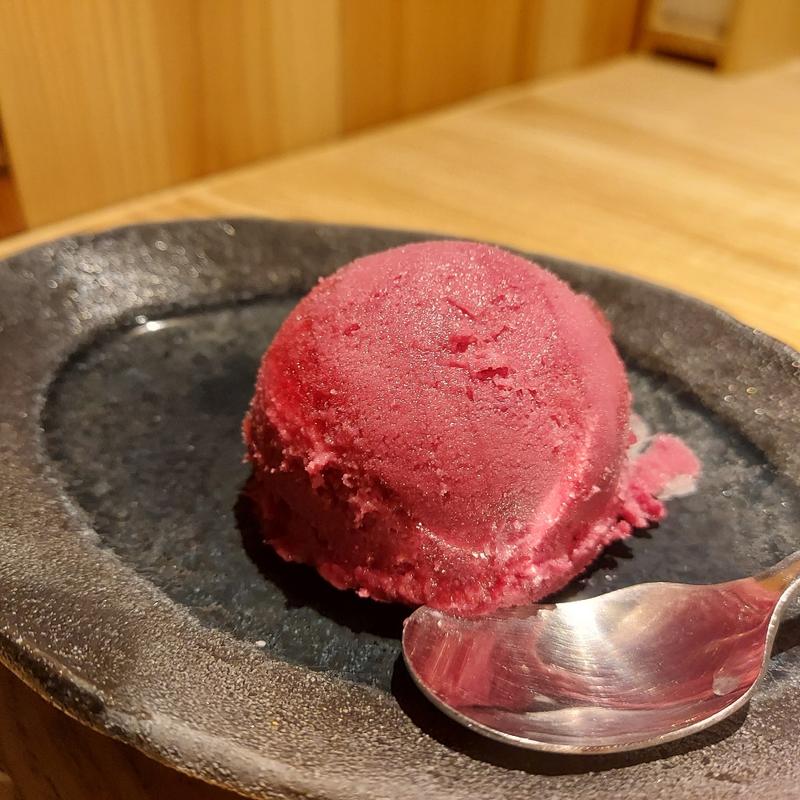 赤葡萄アイス(シンイマミヤダウンタウン)