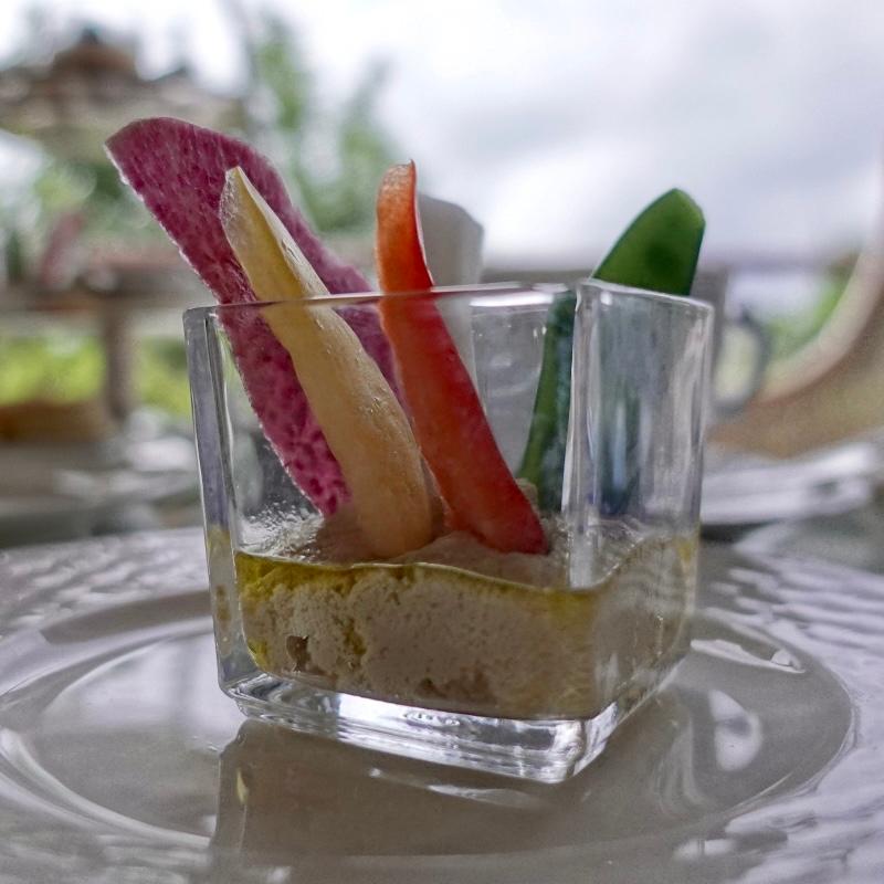 フムスの野菜ディップ(マロード ザ・ブセナテラス)