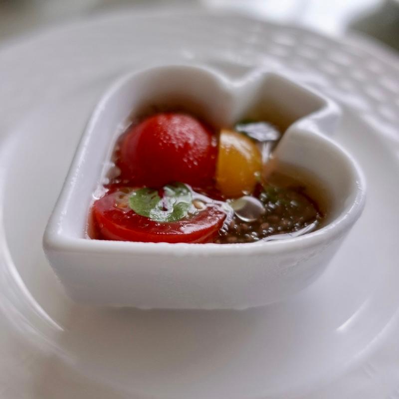 トマトのチアシードジュレ タンカン風味(マロード ザ・ブセナテラス)