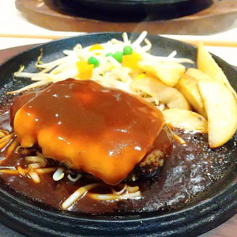 チーズハンバーグ(テキサスキングステーキ アリオ亀有店)