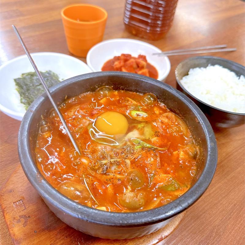 スンドゥブチゲ定食(食堂ユリ)