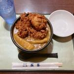 唐揚げカレーうどん(盛喜)