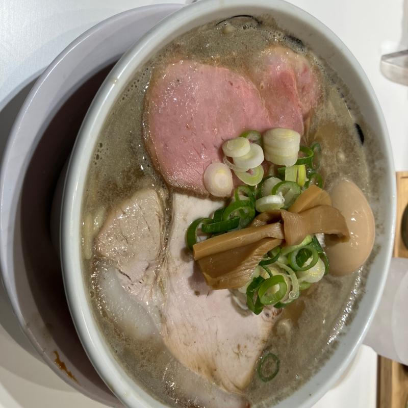 濃口煮干し味玉そば(中華そば ひらこ屋 東京ラーメンストリート店)