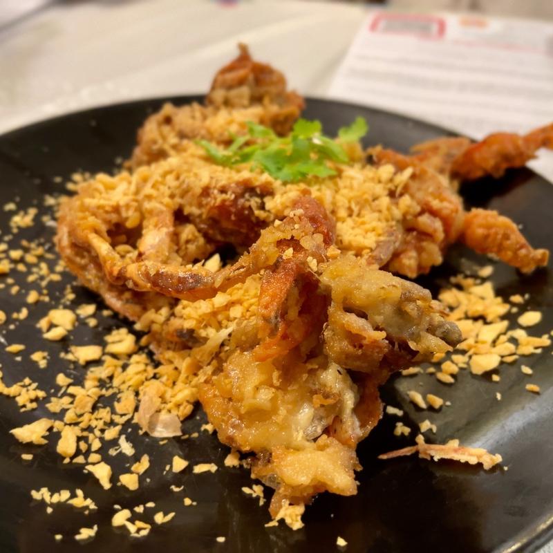 Soft shell crabs with garlic(Steve Cafe & Cuisine)