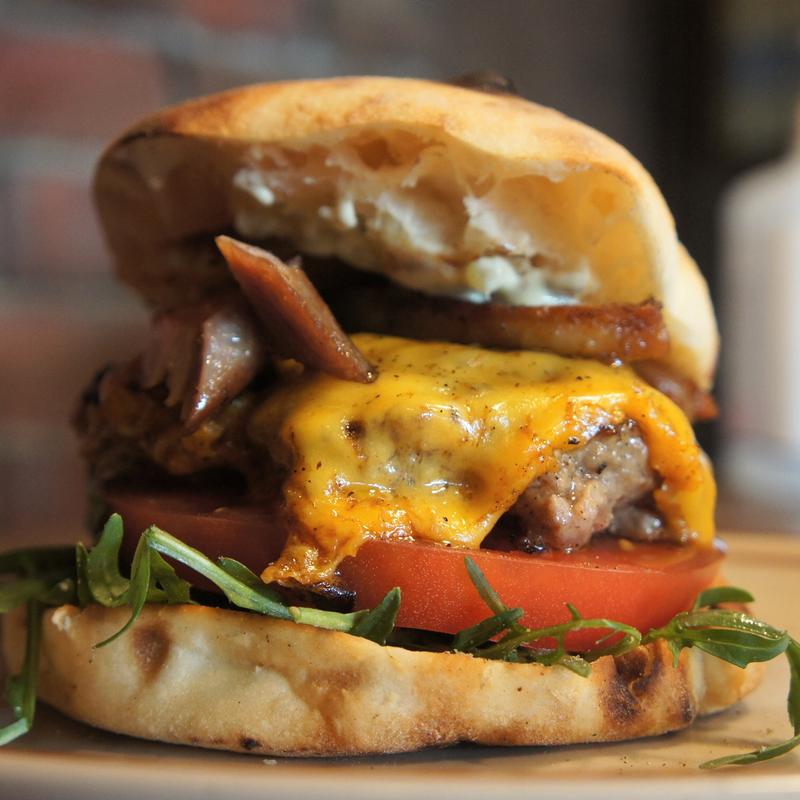 ベーコン&チーズボンバーガー(Fooler Fooler（フーラー フーラー）)