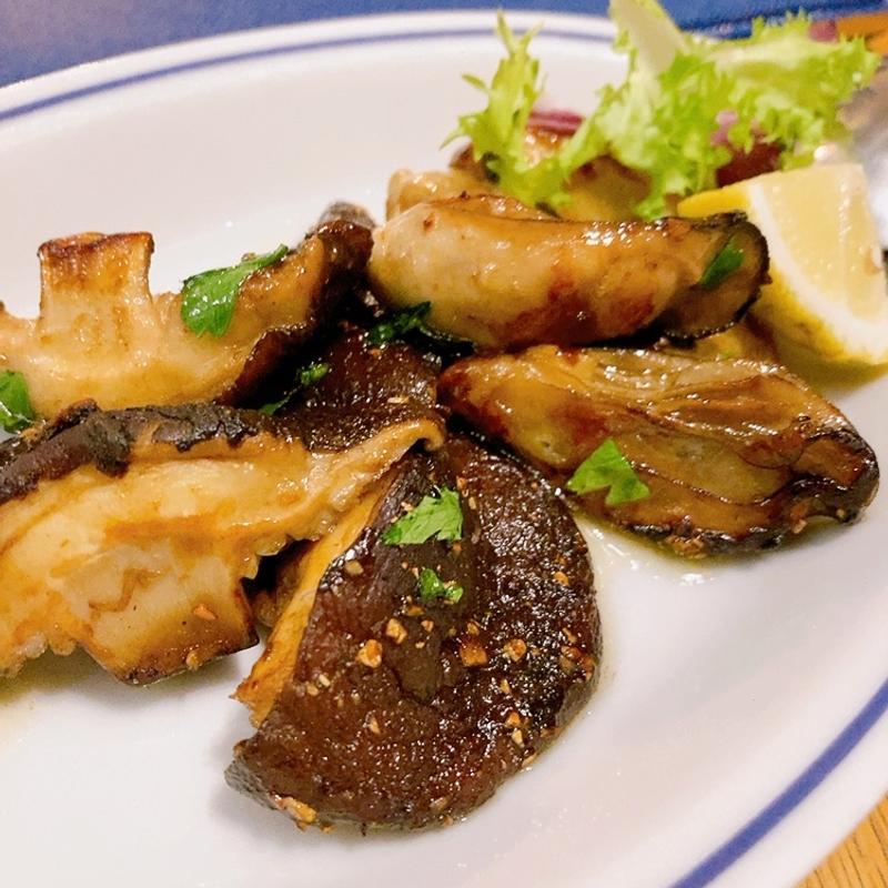 広島産牡蠣と椎茸のバターソテー(il Grado)