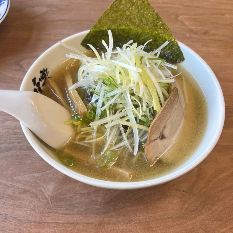 塩らーめん(利尻らーめん　味楽)