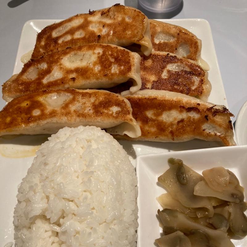 六個餃子プレート(FEI・Little TaiKouRou)