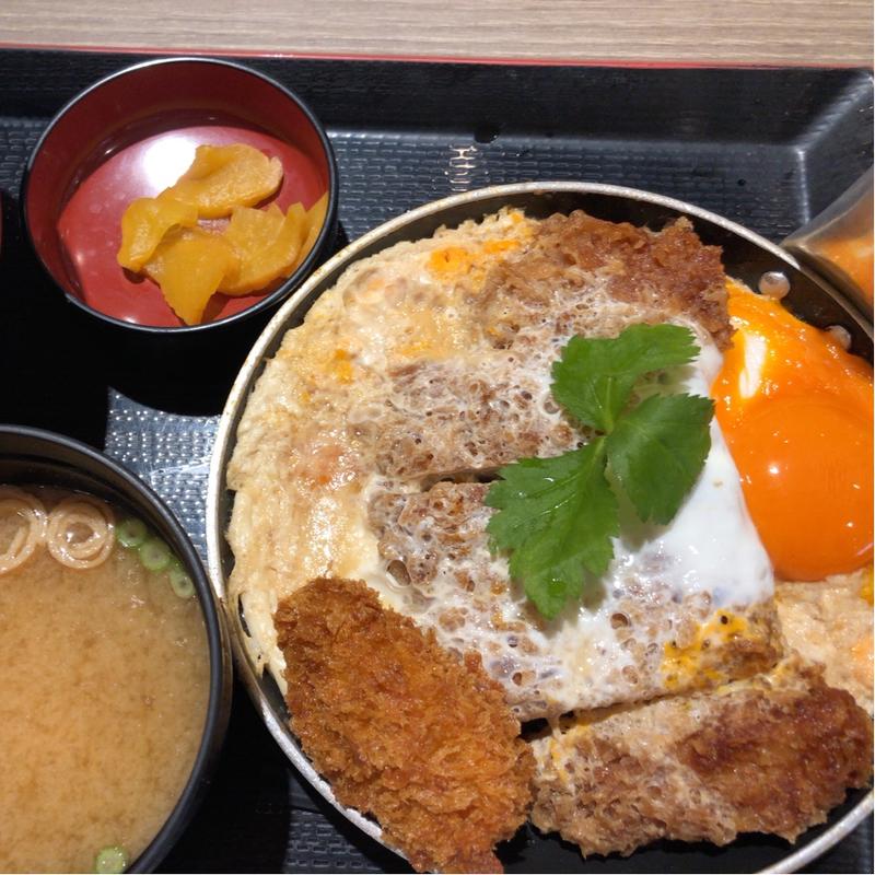 月見玉子とじかつめし(かつゑもん ダイバーシティ店)