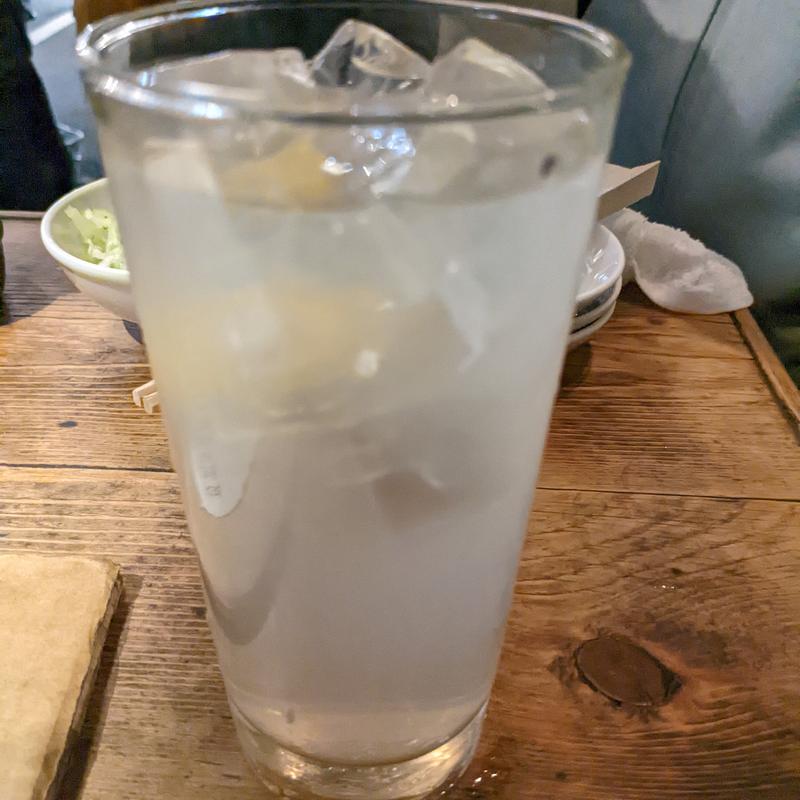 レモンサワー(日本再生酒場 新宿3丁目店)