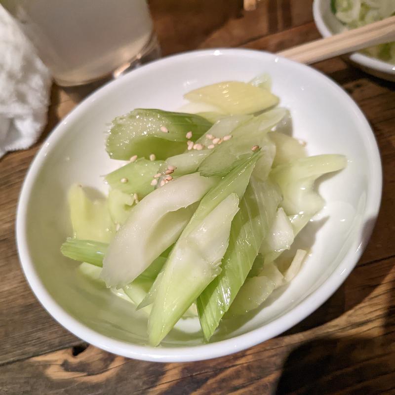 セロリの浅漬け(日本再生酒場 新宿3丁目店)