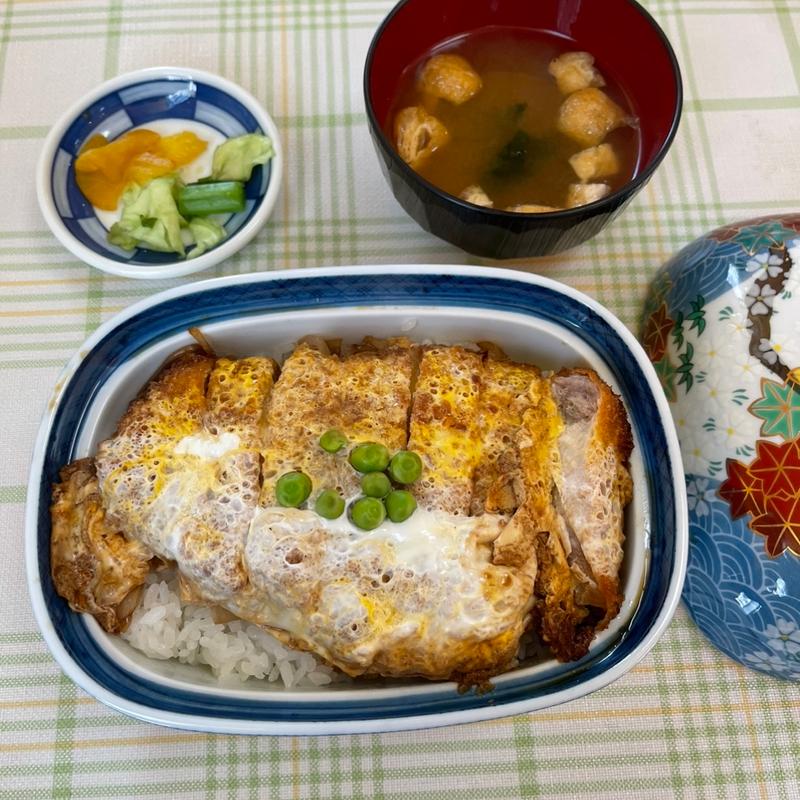 特上煮込みソースカツ丼(なかじま)