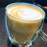 カフェラテ（HOT）(BLACK＆STAR Coffee)