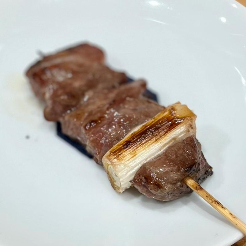 たんすじ(もつ焼 かど)