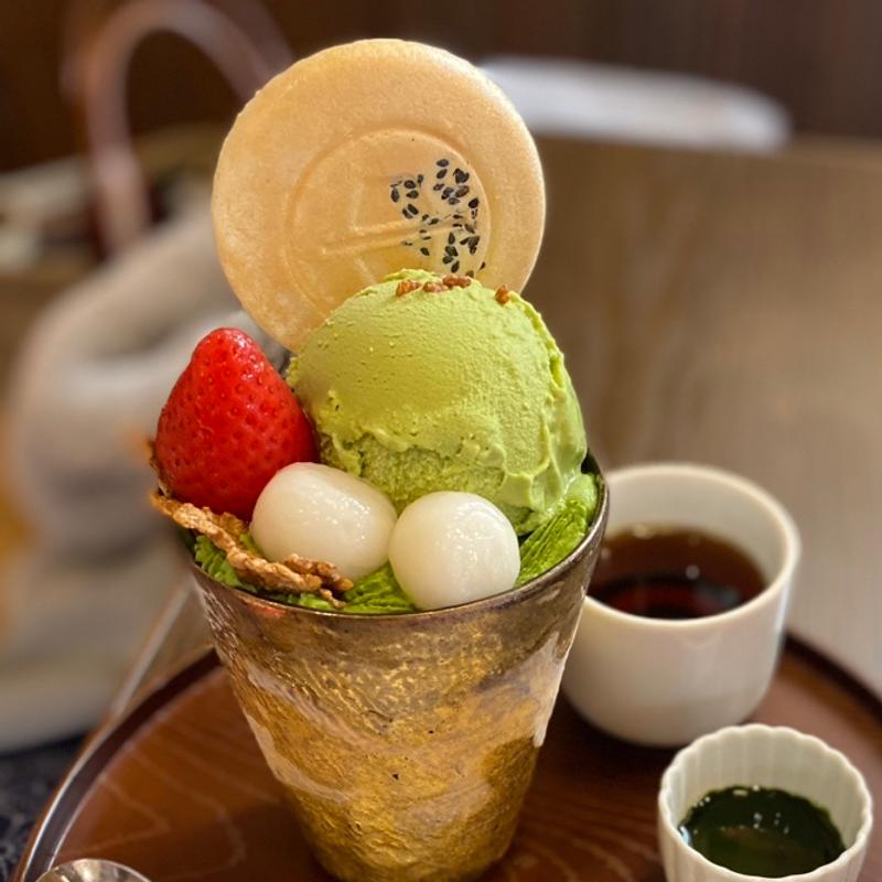 参茶パフェ~抹茶みつを添えて~(伏見稲荷参道茶屋)