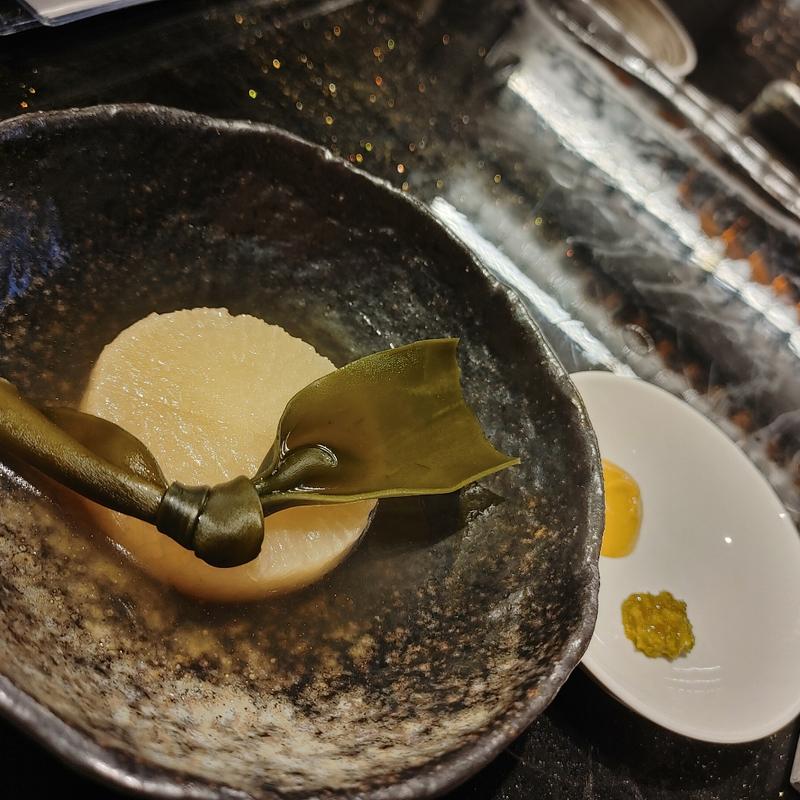 おでん盛り合わせ(6種のうちの2種)(Oden and Bar 誠～Sei～)