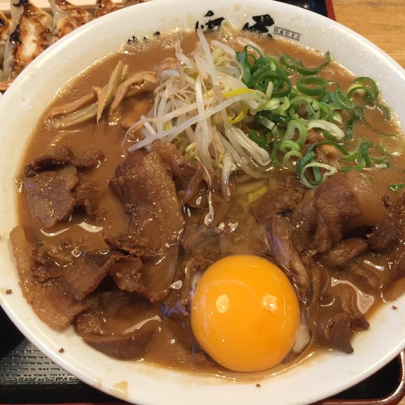 徳島中華そば肉入り(おくはる )