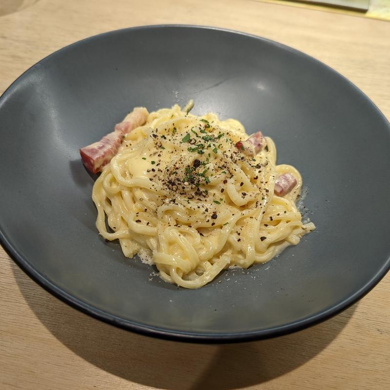 湘南潮彩レモンのクリームカルボナーラ(2416MARKET PASTA&)