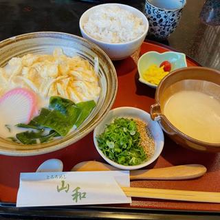 豆乳麺(とろろめし山和)