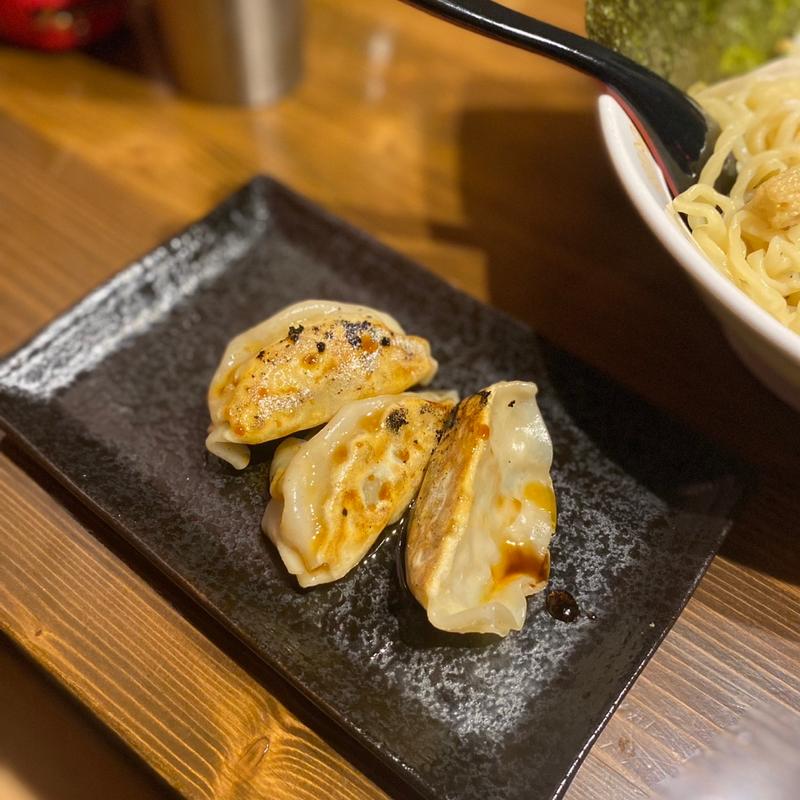 餃子3個(シビカラ味噌らー麺 鬼の目にも涙)