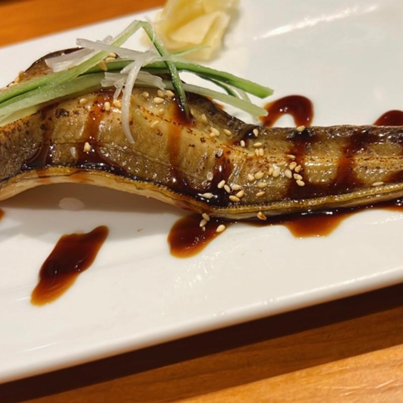 活メ一本煮穴子(板前寿司 甲府店)