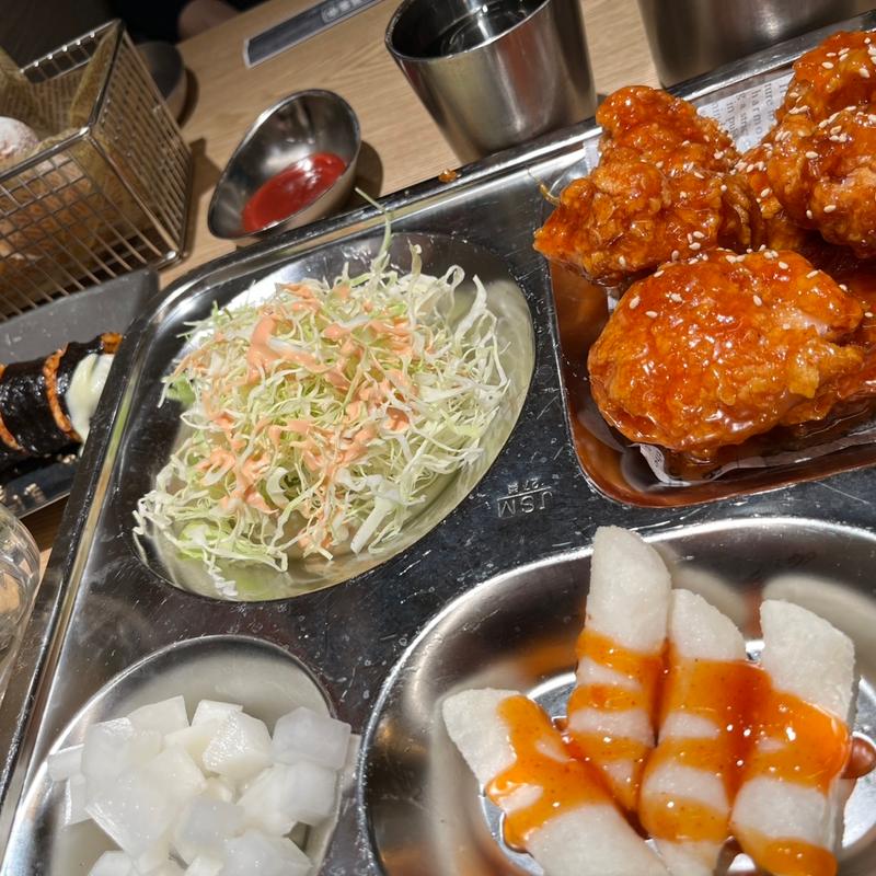 ヤンニョムチキン(NENE CHICKEN＆ジョンノハットグ 光が丘IMA店)