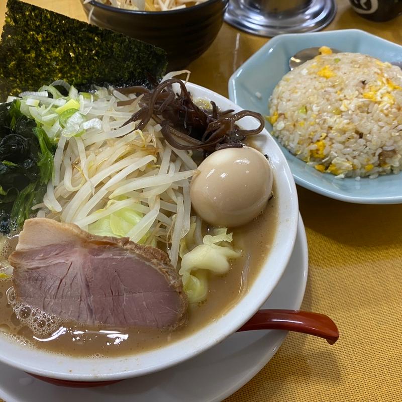 ラーメン+チャーハン(うまいヨ ゆうちゃんラーメン)