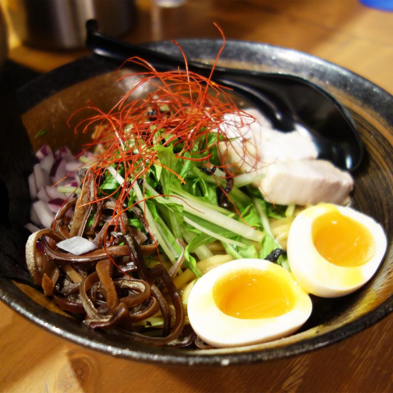 日向地鶏の油そば(麺や兼虎 天神本店)