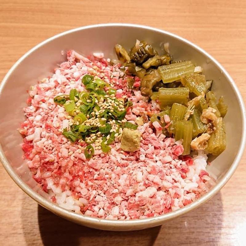 十勝清水町の牛トロ丼(北海道バル 海 東京駅グランルーフ店)