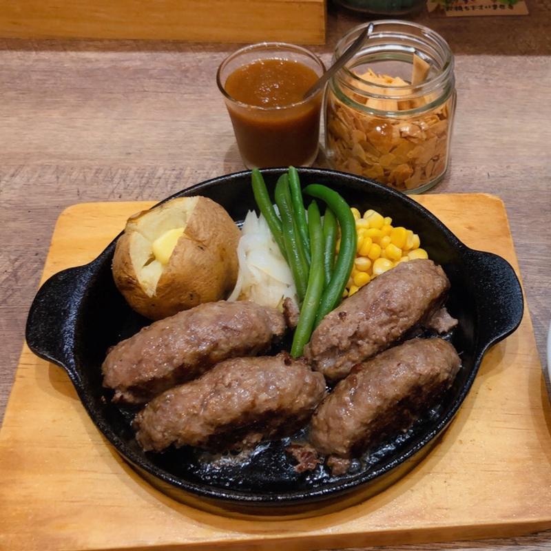 ハンバーグレギュラー(PAUHANA リノアス店)