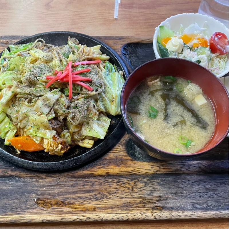 やきそば定食(お食事処ふみ )