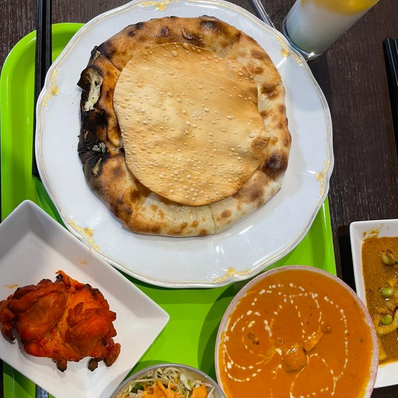 チーズナンセット(チャウタリレストラン)