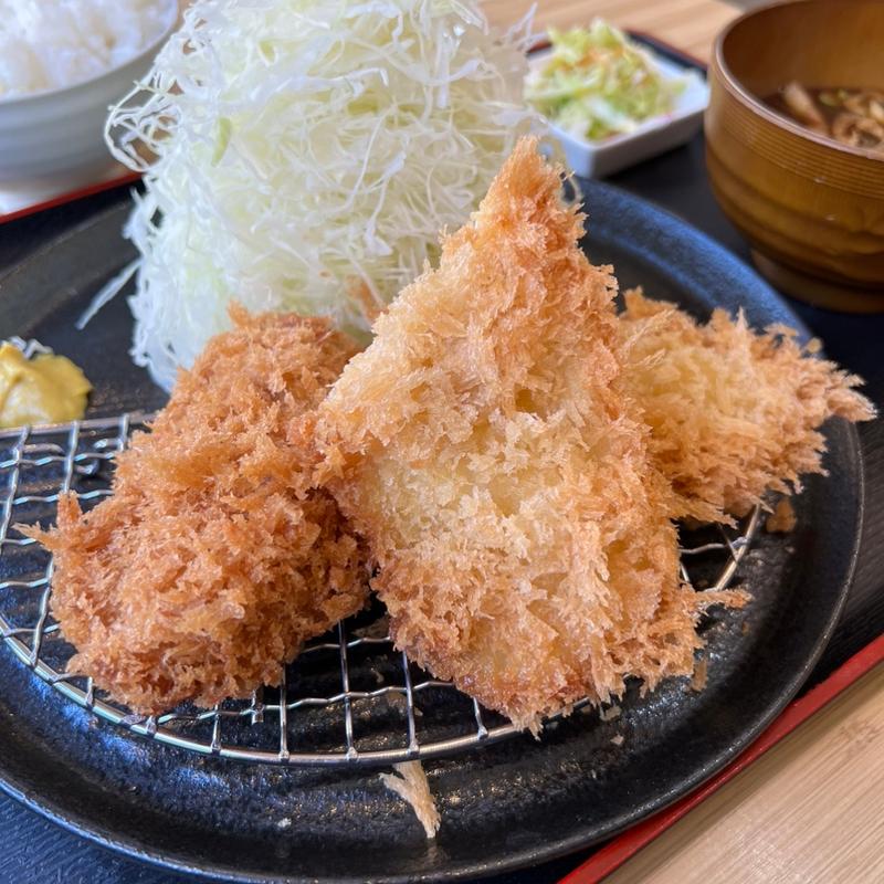 ヒレとチキンカツ定食(とんかつや さとう)