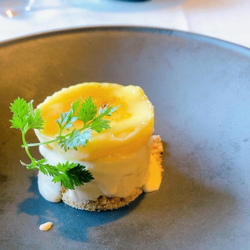 アールグレイのパルフェとシトロンクリーム（カプシーヌコース）(restaurant capucine レストランカプシーヌ)