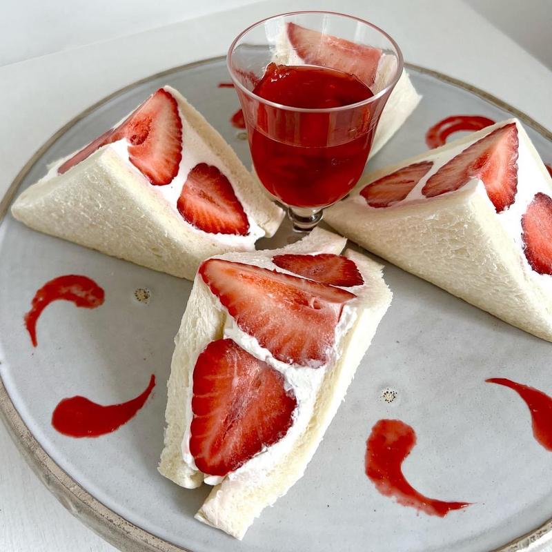 DXあまおうのフルーツサンド(果実店canvas吉祥寺)